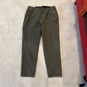 Lululemon Utilitech Pull On Pants